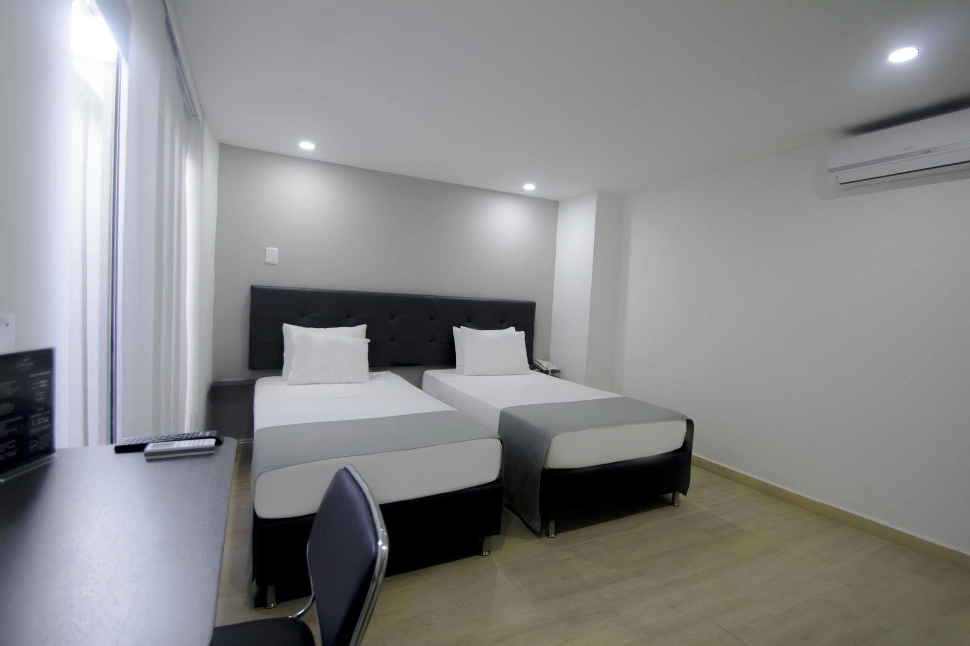 Element Hotel Medellin Luaran gambar